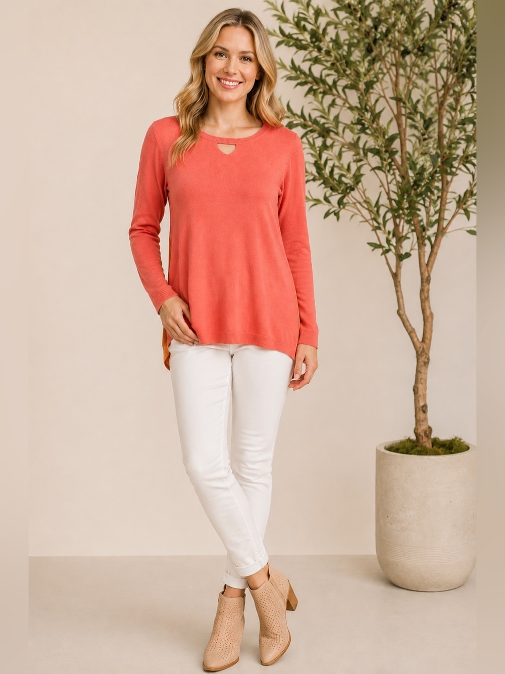 One A Coral Mixed Material Keyhole Tunic Sweater Top Size Medium